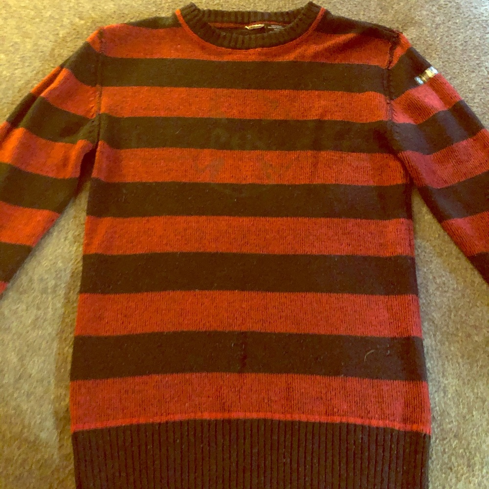 Vintage Independent skateboarding N.O.E.S sweater